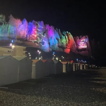 La Maison Bleue, Proche De بيت للعطل Le Tréport